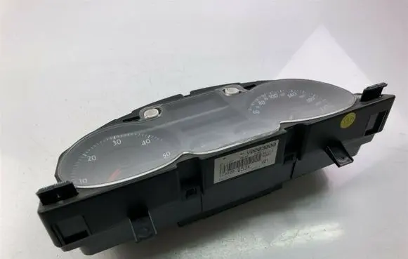 Volkswagen PASSAT CC Speedometer (instrument cluster) 3C0920853K G1413