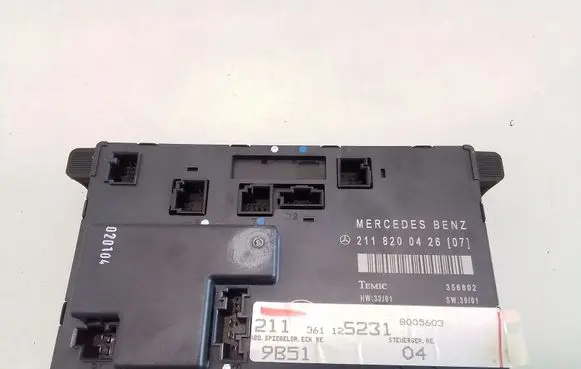 Mercedes-Benz E W211 Door control unit/module 2118200426