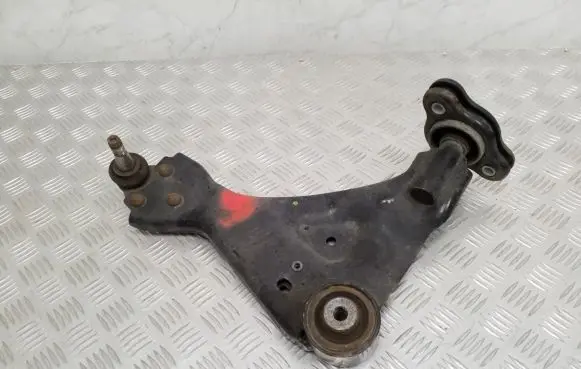 Mercedes-Benz Vito Viano W447 Front lower control arm/wishbone A4473301407