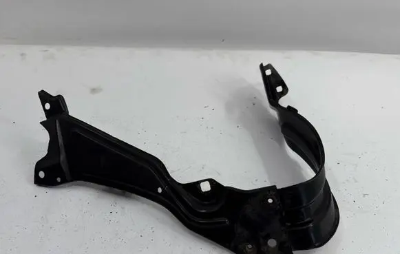 Mercedes-Benz C W203 Headlight/headlamp mounting bracket 