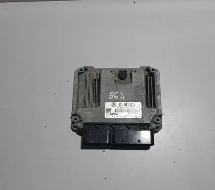 Volkswagen Touran I Engine control unit/module 03G906021MJ 03G906021AB 0281014045