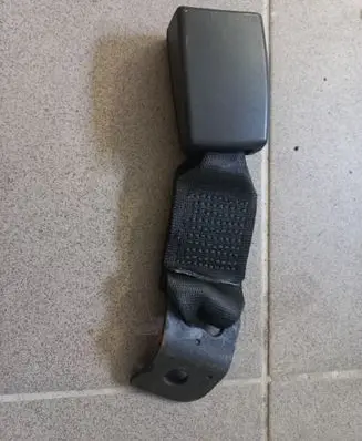 BMW 1 E82 E88 Rear seatbelt buckle 9117261