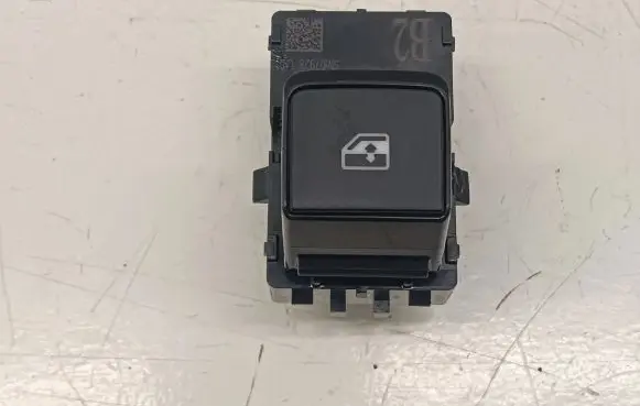Nissan Qashqai J12 Electric window control switch 254116XL0A