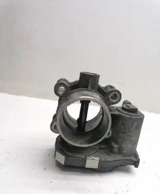 Opel Zafira C Throttle valve 55570009BD
