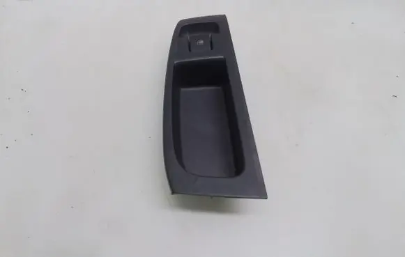 Volkswagen Fox Electric window control switch