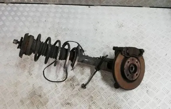 Peugeot 208 Front wheel hub spindle knuckle