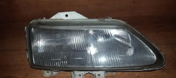 Renault Laguna I Headlight/headlamp
