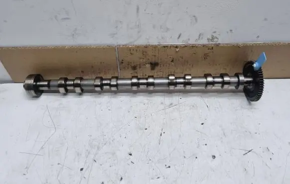 Volvo V70 Camshaft 4903543