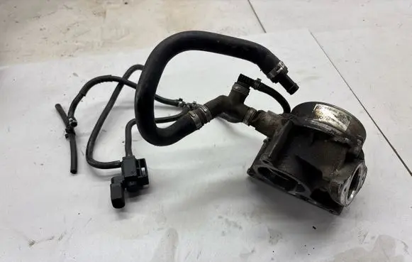 Audi A4 S4 B8 8K Vacuum pump 06H145100AB