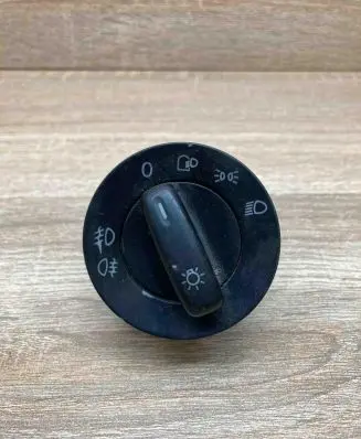 Volkswagen PASSAT B6 Light switch 1K0941431A