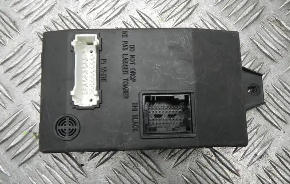 Dacia Sandero Other control units/modules 8201013757