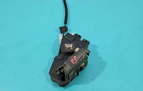 Volvo V70 Front door lock 6085 IMPRK1504896