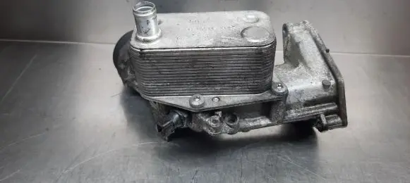 BMW 5 E60 E61 Oil filter cover 