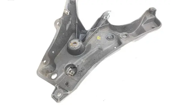 Volvo S90, V90 Fender mounting bracket 31378985 AD7011
