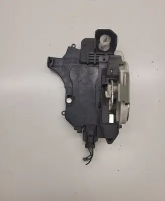 Mitsubishi Colt Front door lock
