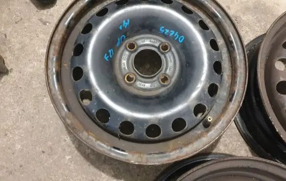 Volkswagen Up R14 steel rim 1S0601027G