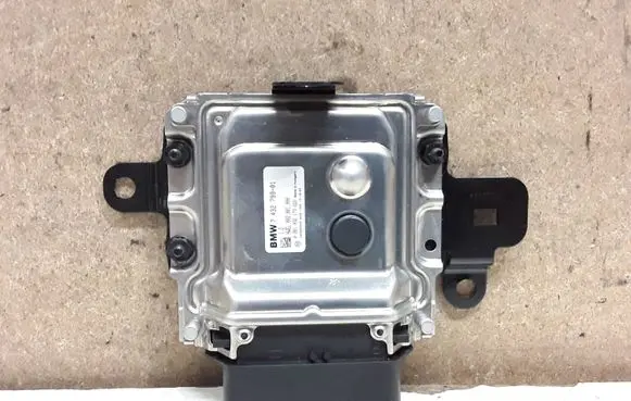BMW 5 GT F07 Fuel injection pump control unit/module 7432799