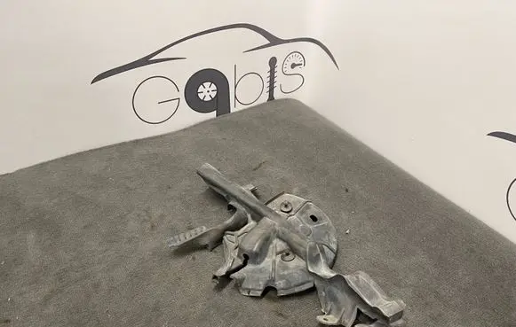 BMW 3 F30 F35 F31 Engine compartment rubber 5176806602 1806851