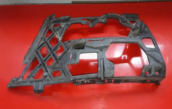 Volkswagen Golf VII Front bumper mounting bracket 5G0807723D