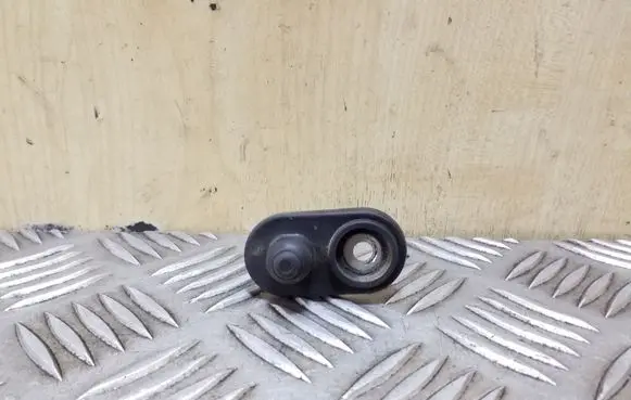Toyota Yaris Verso Front door sensor 