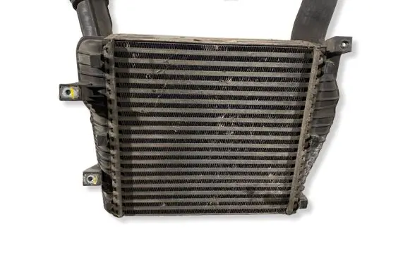 Audi Q7 4L Intercooler radiator 7L6145804A