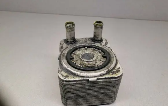 Audi A4 S4 B6 8E 8H Engine oil radiator 038117021A