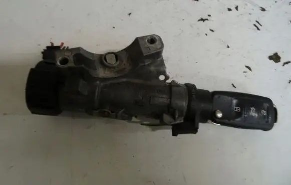 Volkswagen Amarok Ignition lock 6R0905851B