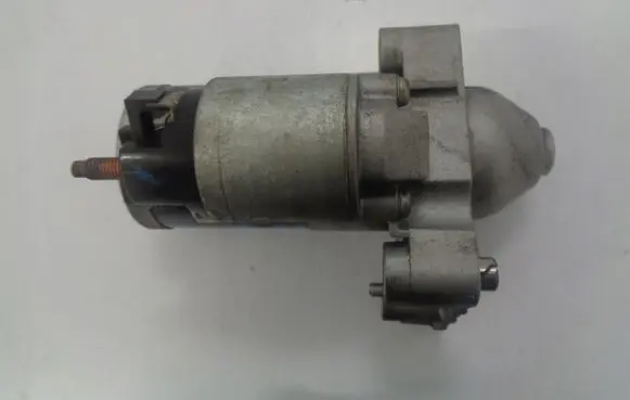 Peugeot 3008 II Starter motor 9801667780