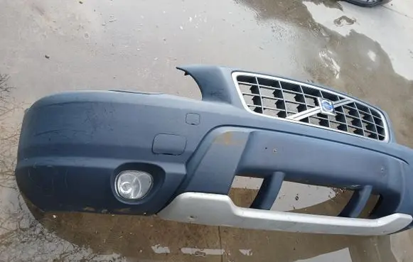 Volvo XC70 Front bumper 3065502