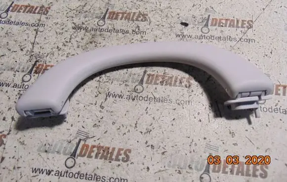 Mercedes-Benz E W211 Front interior roof grab handle A2118100151