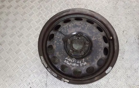 Volkswagen PASSAT B6 R16 steel rim 