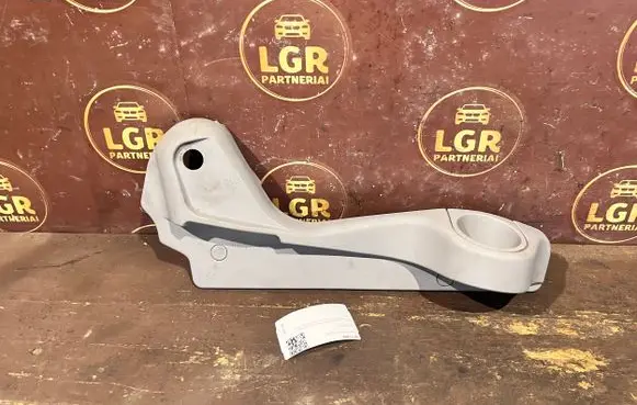 Nissan Quest Cup holder back 583375
