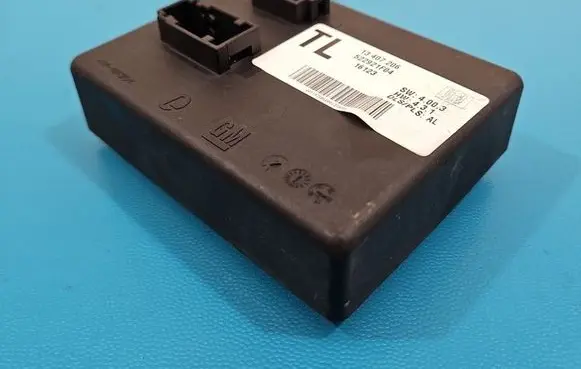 Opel Insignia A Central body control module 13407206 IMPRK1576161