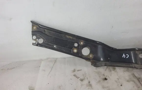 Audi A6 S6 C4 4A Top upper radiator support slam panel 