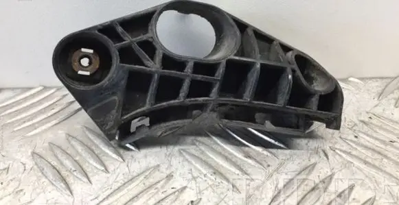 Lexus GS 300 350 430 450H Front bumper mounting bracket 5253530210