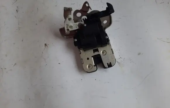 Audi A3 S3 8V Tailgate/trunk/boot lock/catch/latch 4H0827505A