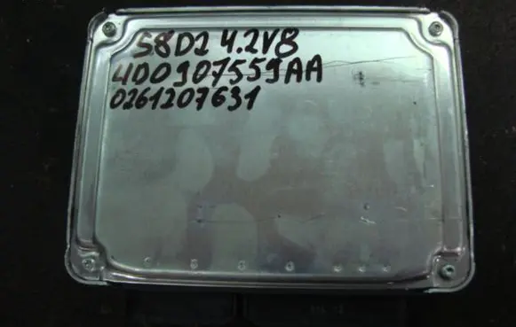 Audi A8 S8 D2 4D Engine control unit/module 4D0907559AA