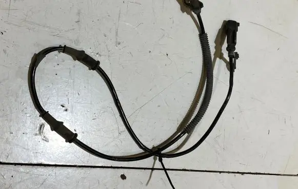 Ford Mustang VI ABS brake wheel speed sensor FR3C2C204AC