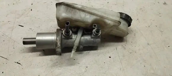 Ford Kuga I Master brake cylinder 03350886551