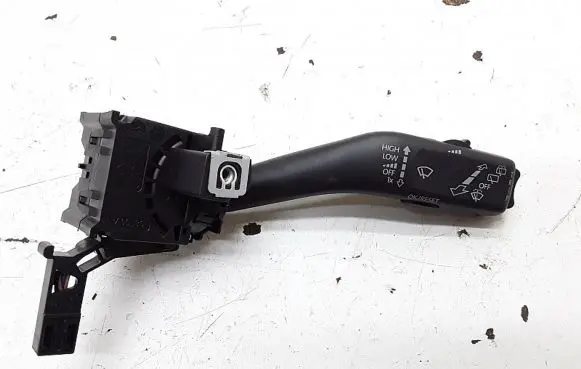 Volkswagen Golf VI Wiper switch 1K0953519J
