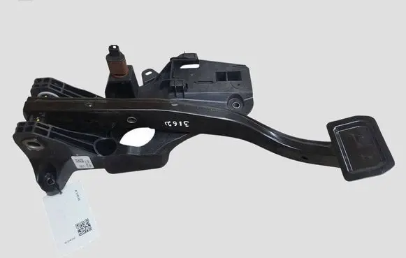 Tesla Model Y Brake pedal 118869100B KSR21111000796