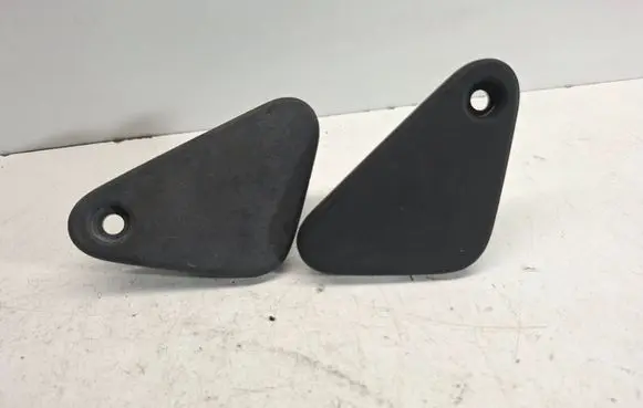 Volvo V60 Radiator mount bracket 30723367 30723366