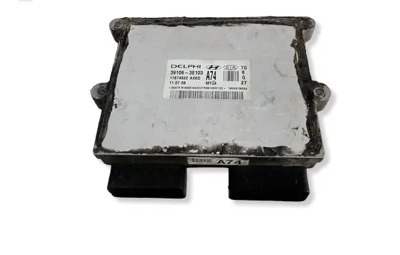 KIA Sorento Engine control unit/module ECU 391063E103
