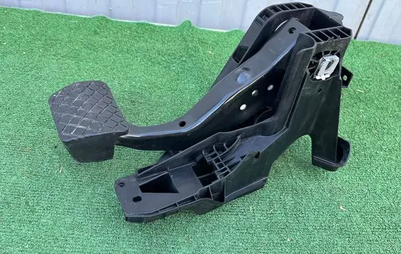 Volkswagen Golf VIII Brake pedal 5Q1723058CK