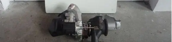 Volkswagen Sharan Turbo 04E145721B