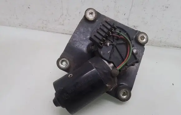 Volvo S40, V40 Wiper motor 0390241170