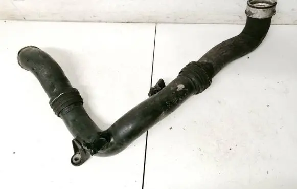 Volkswagen Golf V Intercooler hose/pipe 1K0145834G