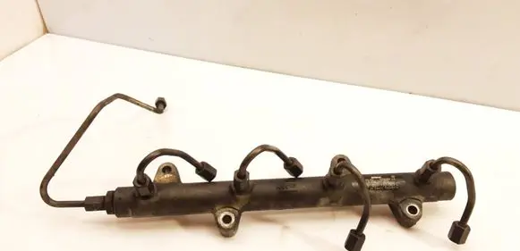 Audi A8 S8 D3 4E Fuel main line pipe 057130089C