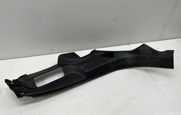 Opel Mokka B (C) pillar trim 9834919880