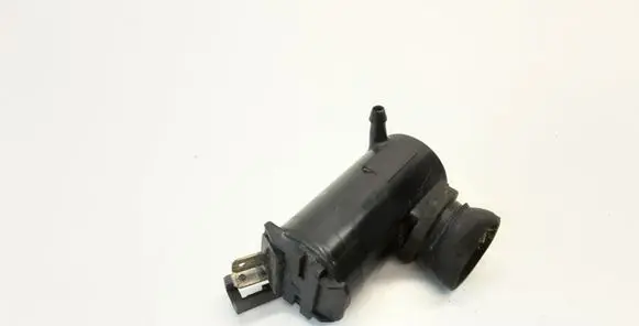 Mitsubishi Pajero Windscreen/windshield washer pump 8603101260
